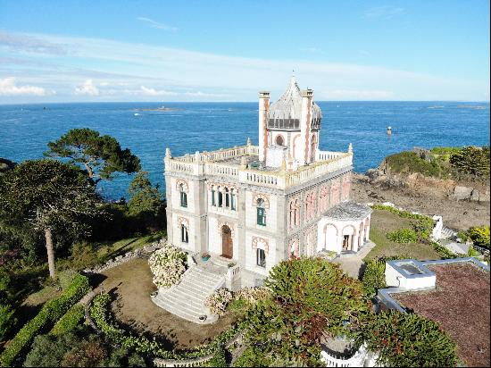 Stunning Villa built in an arabic style overlooking the sea at St Quay Portrieux