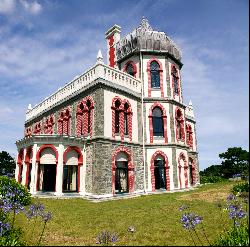 Stunning Villa built in an arabic style overlooking the sea at St Quay Portrieux