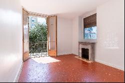 Family Apartment of 146 sqm to Renovate, Heart of Nice Liberation