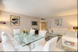 Exceptional 2 beds apartment in the heart of Cannes, rue d'Antibes