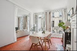 Paris  centre elegant Pied a terre St Germain des Pres