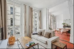 Paris  centre elegant Pied a terre St Germain des Pres