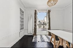 PAris IX - Beautiful 4 bedrooms apartment with 60sq.m terrace