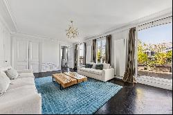 PAris IX - Beautiful 4 bedrooms apartment with 60sq.m terrace