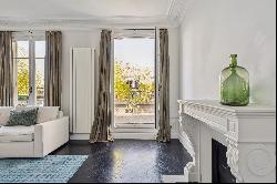 PAris IX - Beautiful 4 bedrooms apartment with 60sq.m terrace