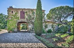 Prime property in the heart of provence