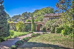 Prime property in the heart of provence