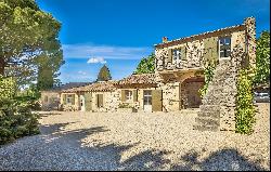 Prime property in the heart of provence