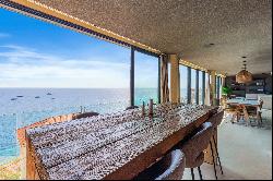 Luxury Penthouse with Panoramic Views in Roquebrune-Cap-Martin, Near Monaco