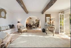 Chateauneuf-Grasse - Magnificent stone-built master residence