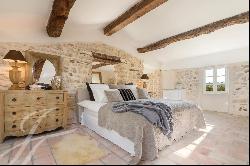 Chateauneuf-Grasse - Magnificent stone-built master residence