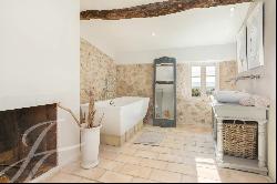 Chateauneuf-Grasse - Magnificent stone-built master residence