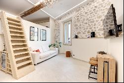 Real estate investment in Old Antibes - Character building for sale