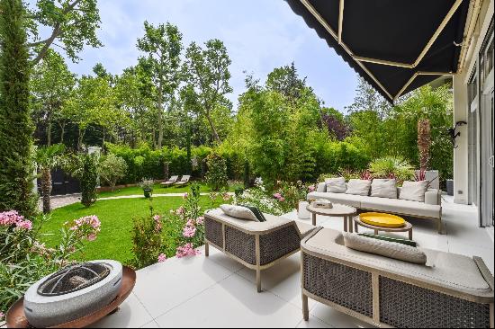 House of 480 m² with garden - Neuilly-sur-Seine - Château