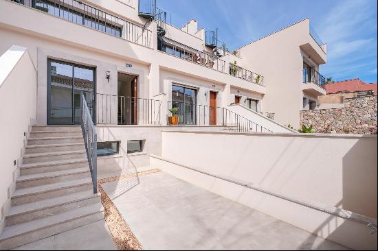 Brand new townhouse with sea views in El Terreno