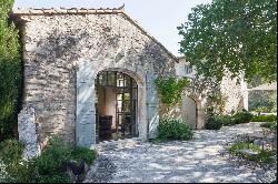 Mas du Vallon, Superbe propriété à louer à Saint Rémy de Provence