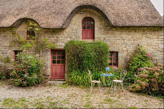 Authentic property in South Brittany