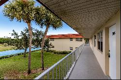 74 Royal Oak Court, #205, Vero Beach, FL