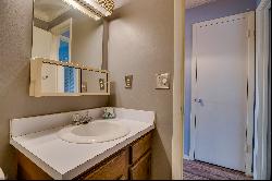 74 Royal Oak Court, #205, Vero Beach, FL