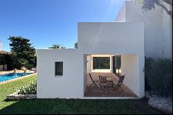 Renovated 4-bedroom luxury property for sale close to Sitges