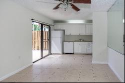 3345 Meridian Way N, #B, Palm Beach Gardens, FL