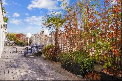 Parc Monceau - Courcelles : Superbe appartement avec terrasse plein Sud