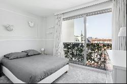 Parc Monceau - Courcelles : Superbe appartement avec terrasse plein Sud