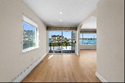 Delightful Bayside Sausalito Condominium