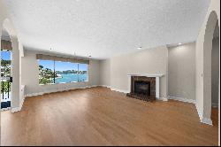 Delightful Bayside Sausalito Condominium