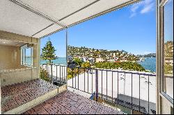 Delightful Bayside Sausalito Condominium