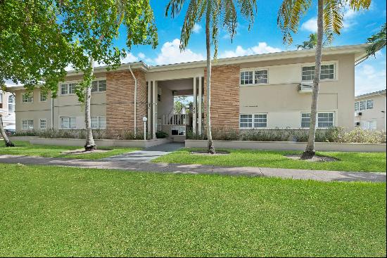 6511 Santona St, #C12, Coral Gables, FL