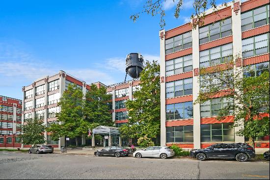 Pencil Factory Lofts In Roscoe Village