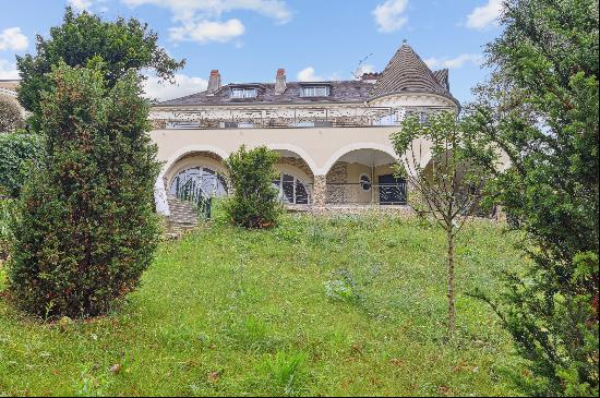 Maison d'exception à Saint Cloud - Vue à 180° sur Paris