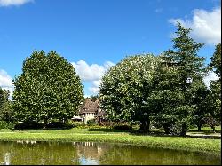 Belle propriété / maison avec piscine au milieu de la nature