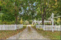 QUINTESSENTIAL HISTORIC NEW ENGLAND FARMHOUSE, FULLY UPDATED!