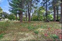 QUINTESSENTIAL HISTORIC NEW ENGLAND FARMHOUSE, FULLY UPDATED!