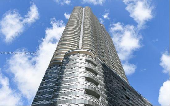 1000 Brickell Plaza 2109