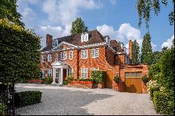 Outstanding luxury family home in Hampstead