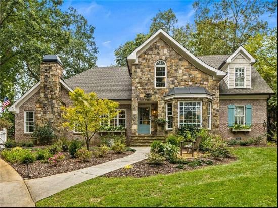 custom stunner in the heart of Dunwoody