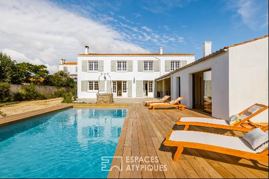 Beautifully renovated property on private cul-de-sac