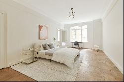 115 Central Park West, 7J