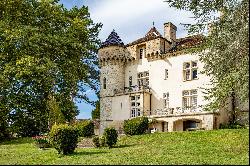 Chateau de Montchalin a moins d'une heure de Lyon et de Grenoble