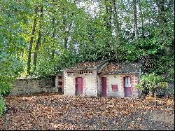 LANDERNEAU, STABLES TO BE REHABILITATED IN A PRETTY PARK