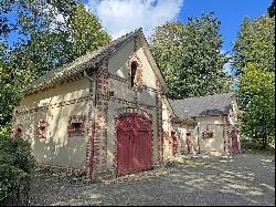 LANDERNEAU, STABLES TO BE REHABILITATED IN A PRETTY PARK