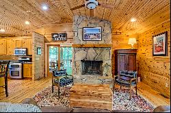 Ideal Cabin Retreat on Over Five Acres