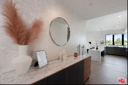 1444 11th Street Unit PH8, Santa Monica CA 90401