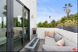 1444 11th Street Unit PH8, Santa Monica CA 90401