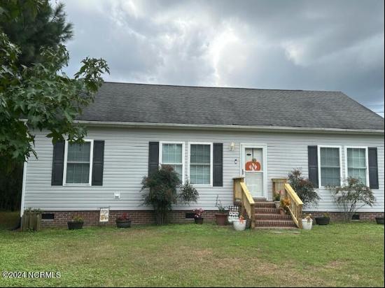 140 Lovers Lane, Elizabeth City NC 27909