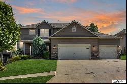 19505 Cottonwood Circle, Omaha NE 68022