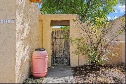 2512 Calle De Rincon Bonito, Santa Fe NM 87505